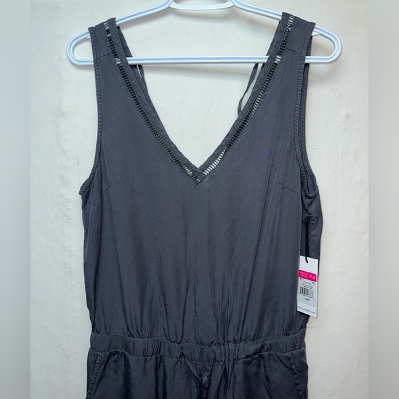 Dex Size M Women's Black Jumpsuit - Picture 2 of 8